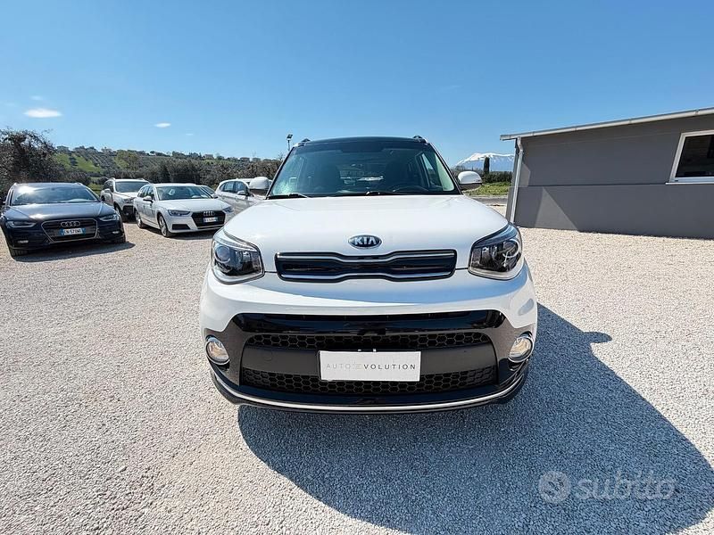 Usata Kia Soul 136 CV (100 kW) 2018 Bianco SUV