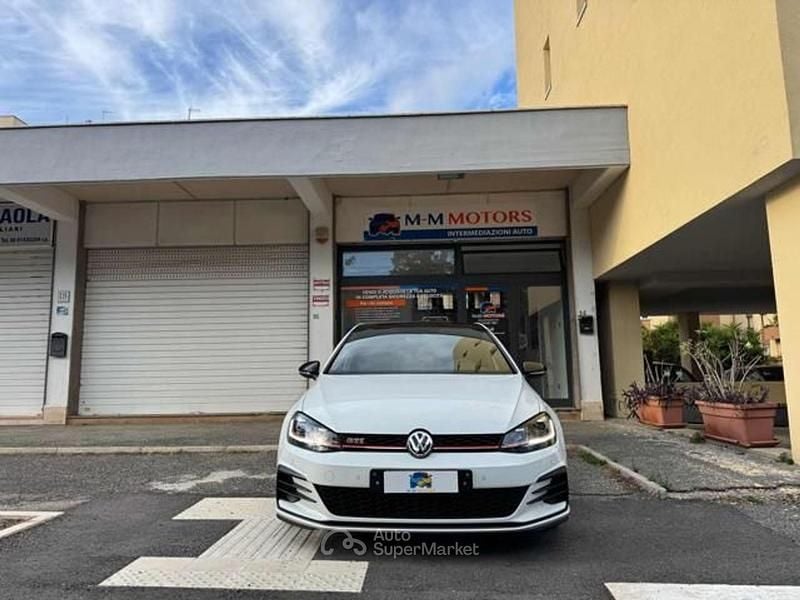 Usata VW Golf VII GTI 245 CV (180 kW) 2018 Bianco Berlina