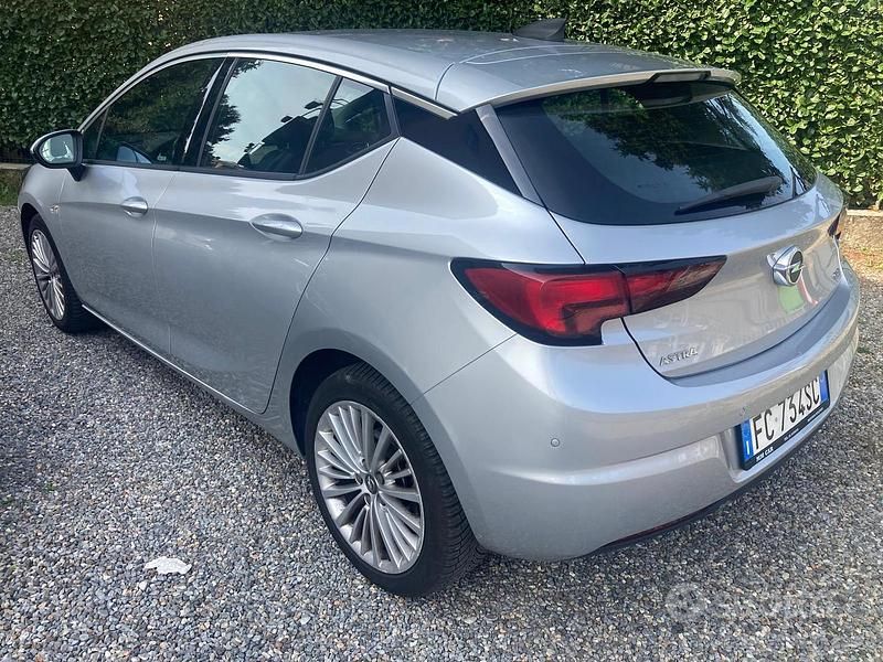 Usata Opel Astra Cosmo 136 CV (100 kW) 2016 Grigio Berlina