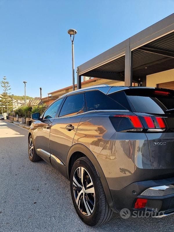 Usata Peugeot 3008 131 CV (96 kW) 2020 Berlina