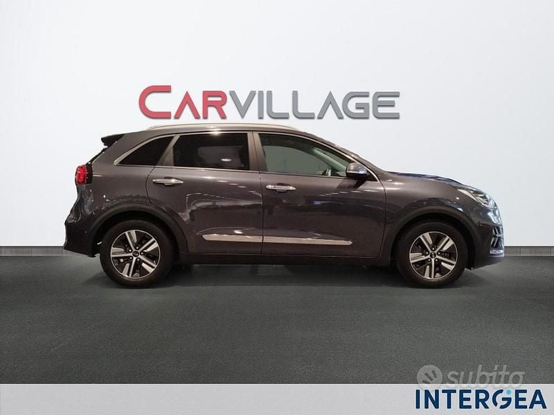Usata Kia Niro 104 CV (76 kW) 2020 Grigio SUV