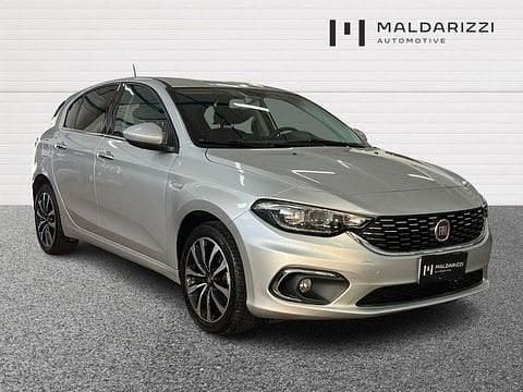 Usata Fiat Tipo Lounge 120 CV (88 kW) 2016 Grigio Utilitaria