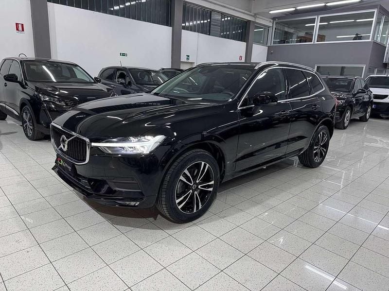 Nero Usata 2021 Volvo XC60 Momentum SUV | 28.400 € (Ottimo prezzo) - Immagine 1/4