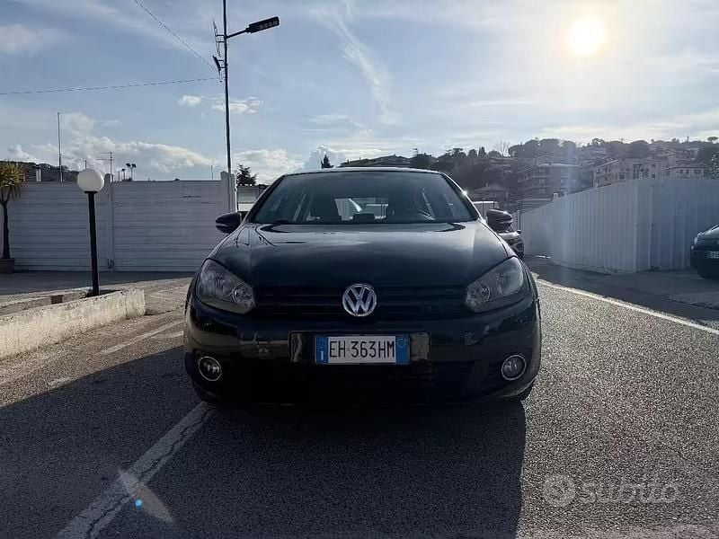 Usata VW Golf VI 70 CV (51 kW) 2011 Utilitaria
