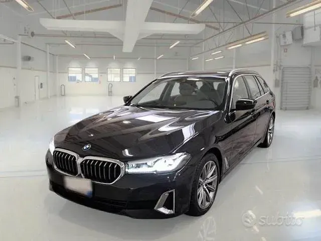 Usata BMW 520 Luxury Line 190 CV (139 kW) 2021 Station wagon