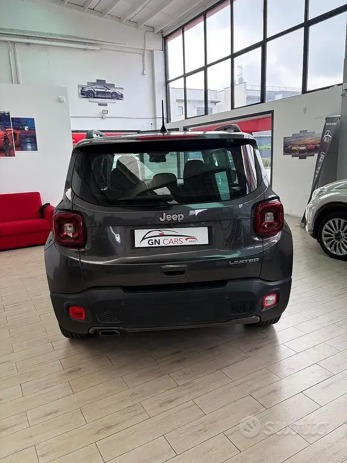 Usata Jeep Renegade Limited 120 CV (88 kW) 2019 Grigio SUV