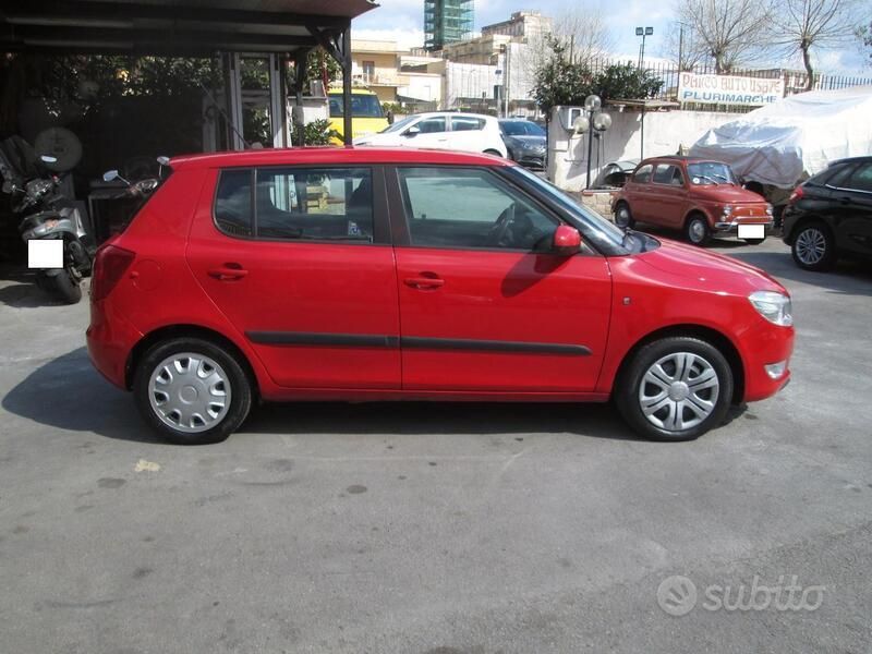 Usata Skoda Fabia 86 CV (63 kW) 2011 Rosso Utilitaria
