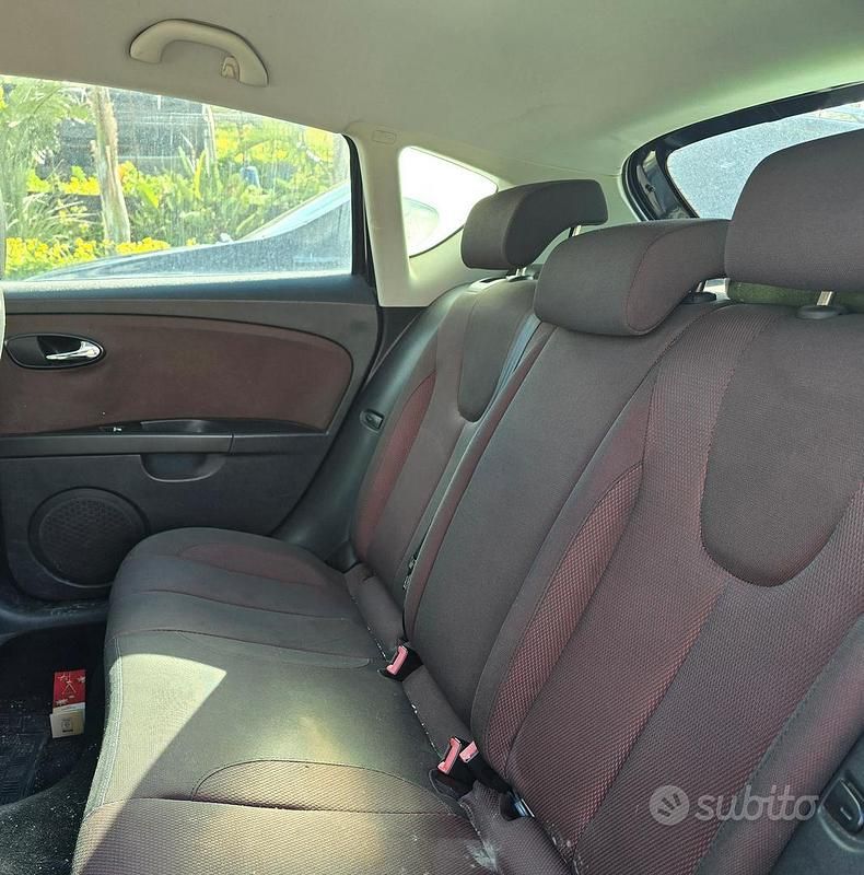 Usata Seat Leon 2006 Nero Utilitaria