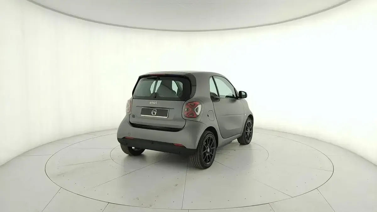Usata Smart ForTwo Electric Drive Prime 41 kW (56 CV) 2021 Bodypanels anthracite matt Coupé