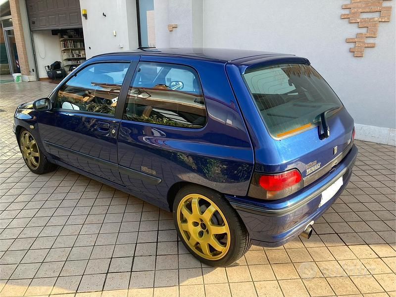 Usata Renault Clio 1996 Blu Utilitaria