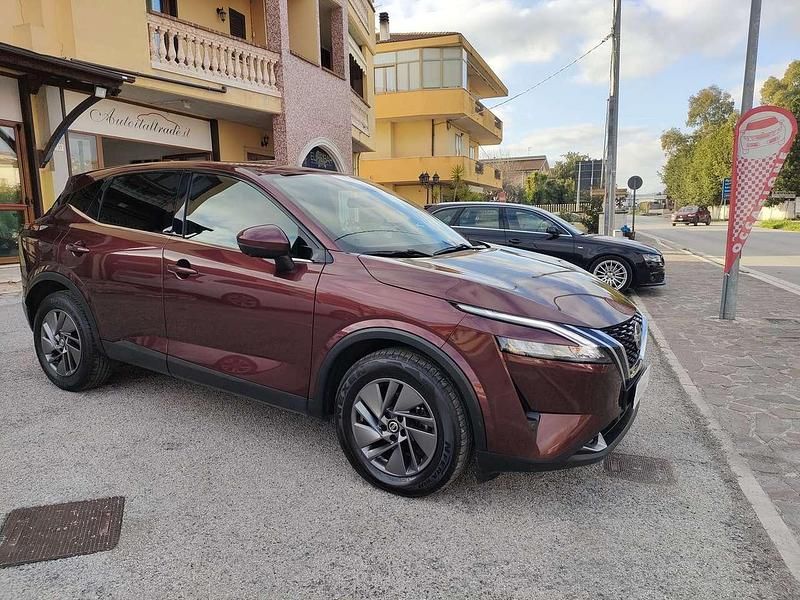 Usata Nissan Qashqai Tekna 140 CV (102 kW) 2022 Marrone SUV