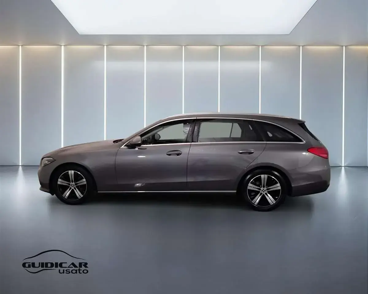 Usata Mercedes C200 Advanced 163 CV (119 kW) 2025 Grigio Station wagon