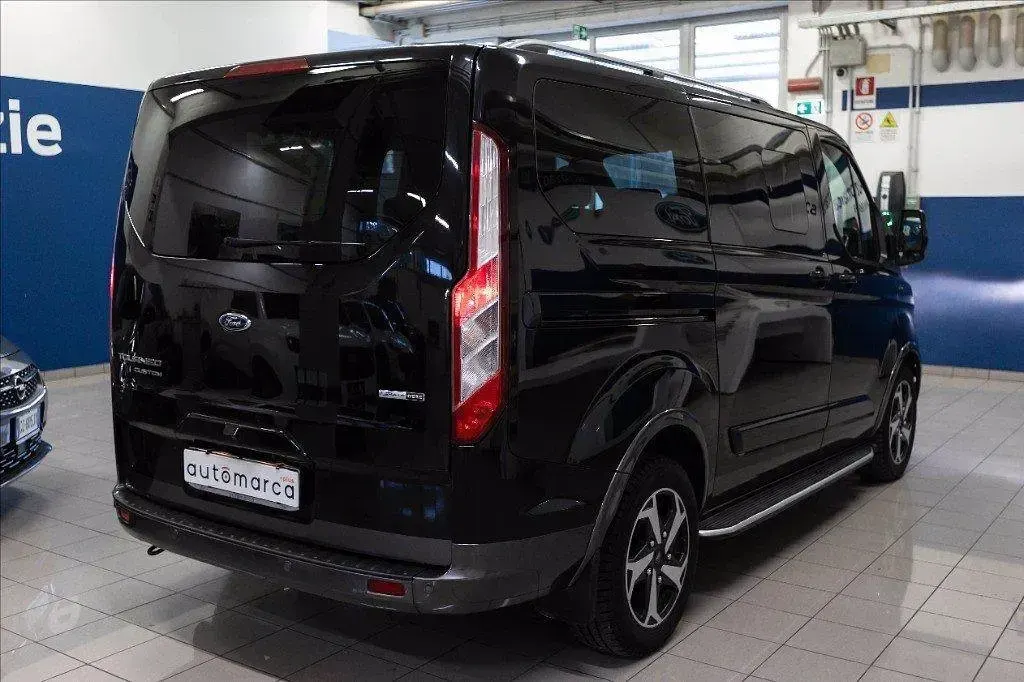 Usata Ford Tourneo Custom Active 150 CV (110 kW) 2022 Furgone