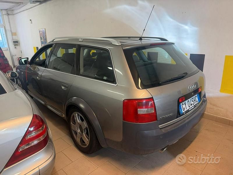 Usata Audi A6 Allroad 250 CV (183 kW) 2002 Grigio Station wagon