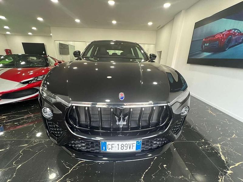 Usata Maserati Levante GranLusso 349 CV (256 kW) 2021 Nero SUV