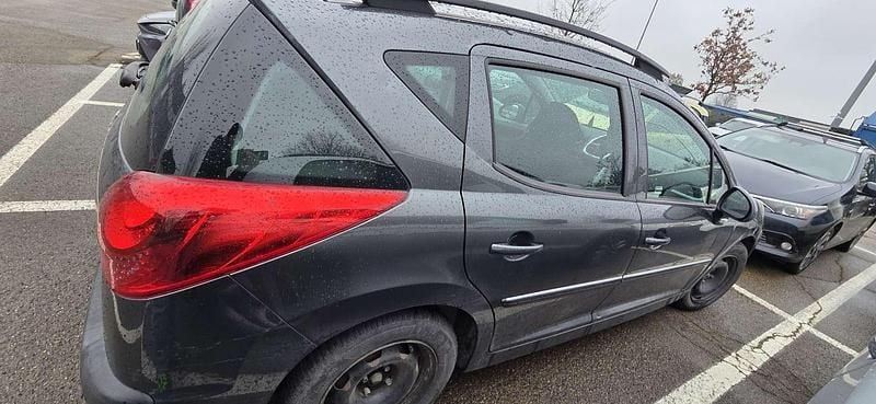 Usata Peugeot 207 Access 73 CV (53 kW) 2012 Station wagon