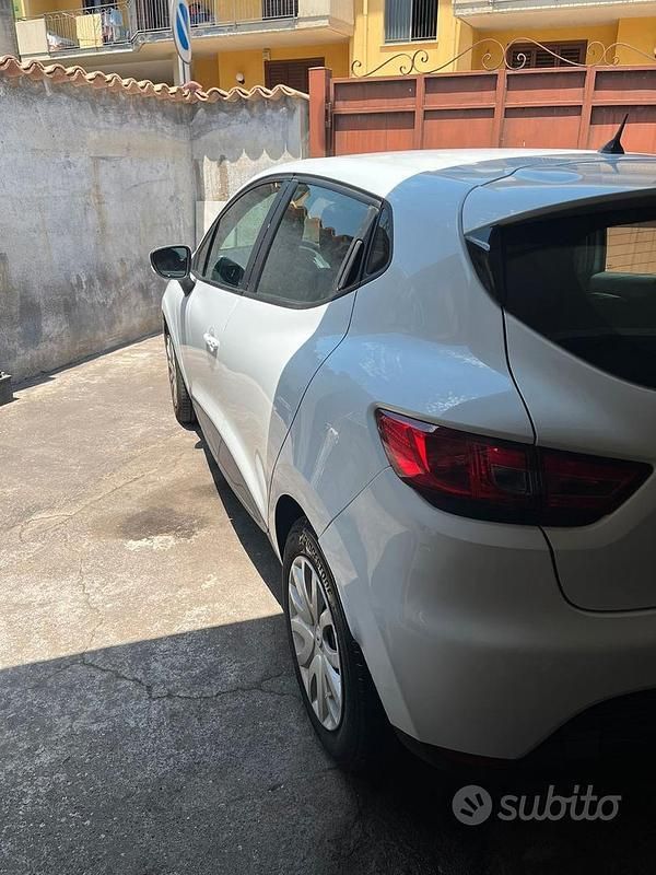 Usata Renault Clio IV 75 CV (55 kW) 2013 Bianco Utilitaria