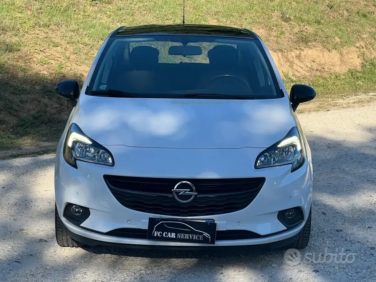 Usata Opel Corsa 90 CV (66 kW) 2019 Bianco Utilitaria