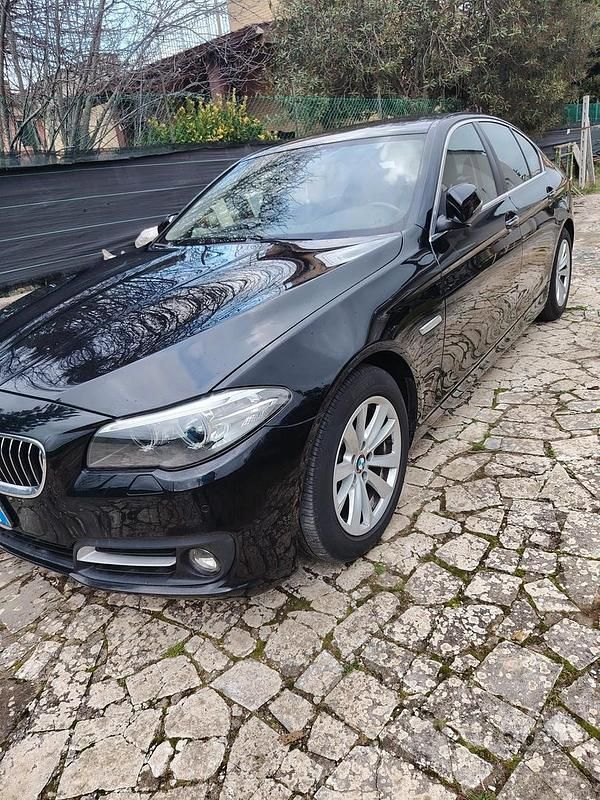 Usata BMW 518 150 CV (110 kW) 2016 Nero Berlina