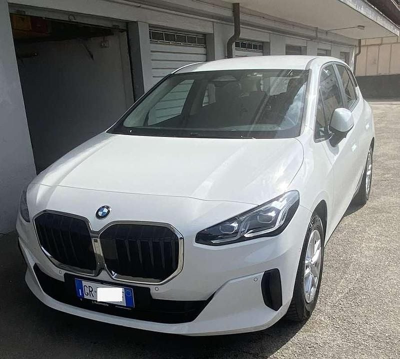 Usata BMW 216 Active Tourer 122 CV (89 kW) 2023 Bianco Monovolume