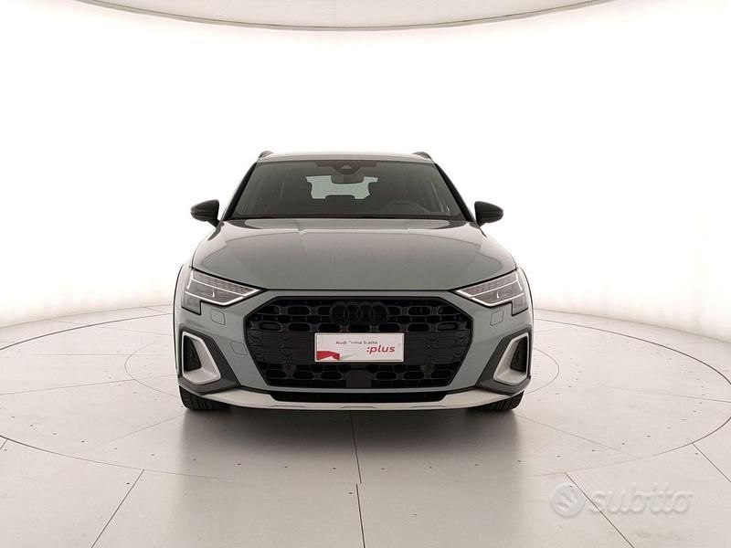 Usata Audi A3 Business 150 CV (110 kW) 2024 Grigio Berlina