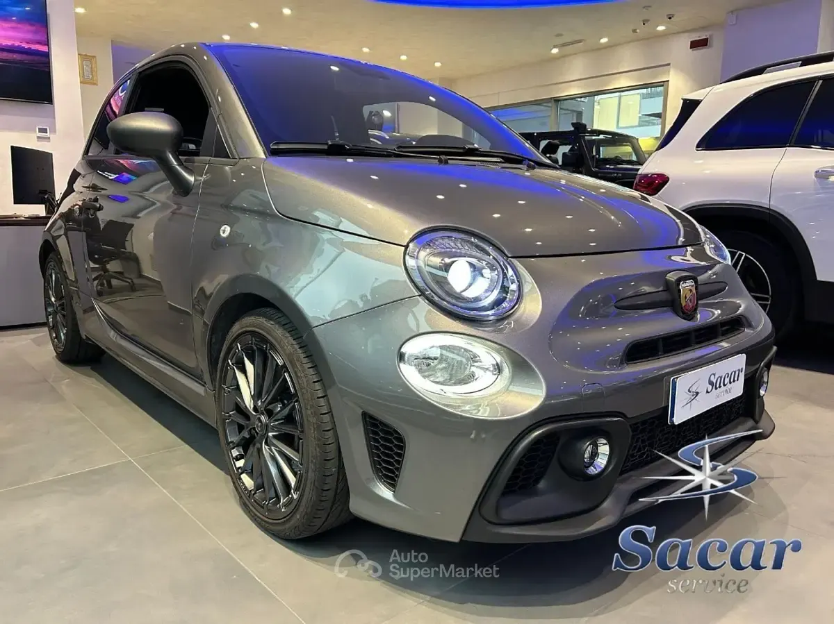 Usata Abarth 595 165 CV (121 kW) 2024 Gray SUV