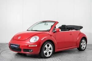 Usata VW New Beetle 116 CV (85 kW) 2006 Rosso Utilitaria