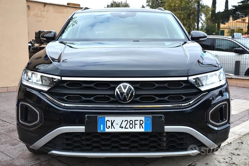 Usata VW T-Roc Life 150 CV (110 kW) 2022 Nero SUV