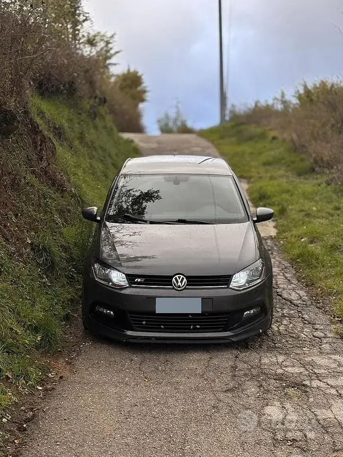 Usata VW Polo Allstar 90 CV (66 kW) 2016 Grigio Berlina