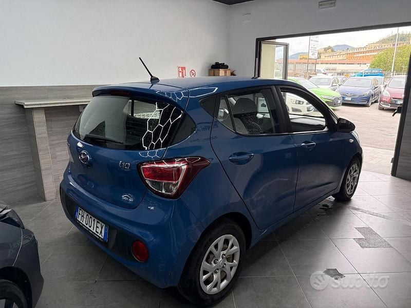 Usata Hyundai i10 Comfort 69 CV (50 kW) 2017 Blu Utilitaria