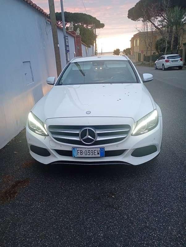 Usata Mercedes C220 Premium 170 CV (125 kW) 2015 Bianco Station wagon