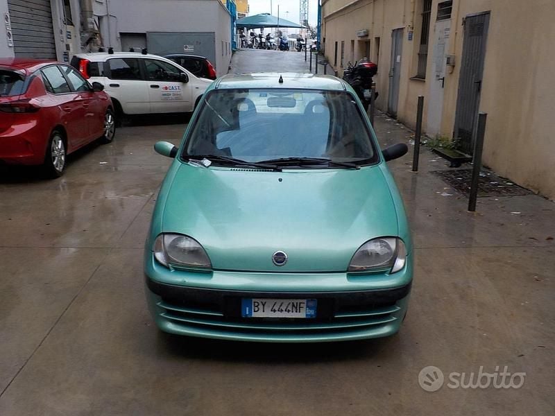 Verde Usata 2002 Fiat 600 Tre volumi | 1900 € (Buon prezzo) - Immagine 1/4