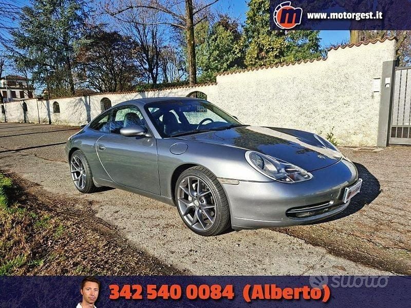 Usata Porsche 911 Carrera 4 300 CV (220 kW) 2001 Coupé