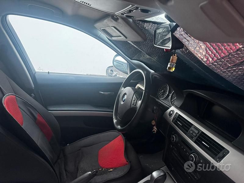 Usata BMW 320 177 CV (130 kW) 2009 Bianco Station wagon