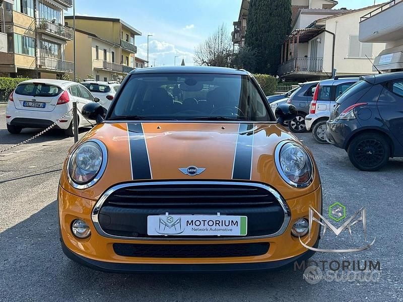 Usata Mini One D 95 CV (69 kW) 2016 Giallo Utilitaria