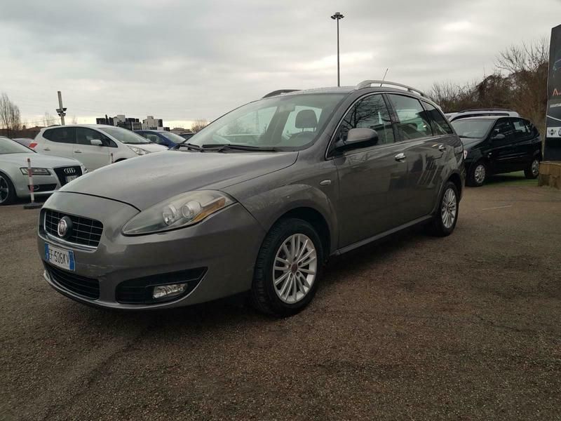 Venduto Fiat Croma Croma1.8 Mpi Active auto usate in vendita Venduto Fiat Croma Croma1.8 Mpi Active auto usate in vendita