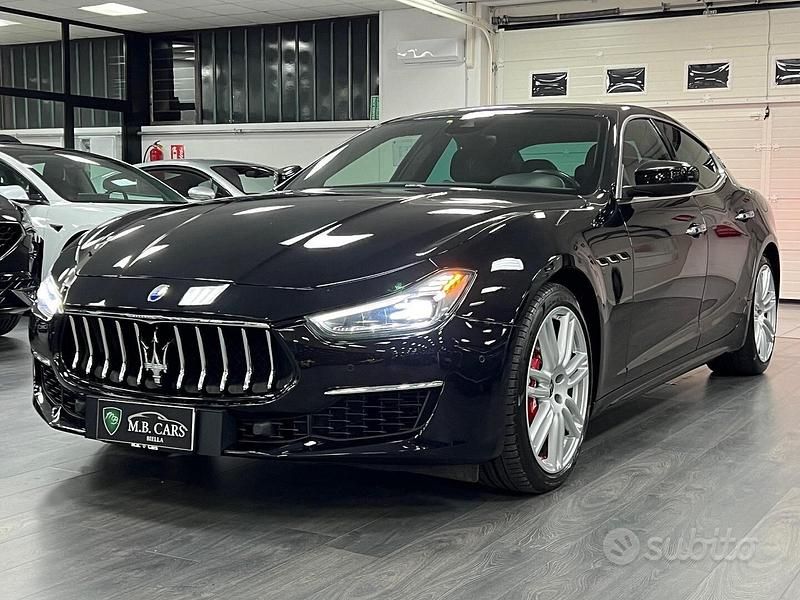 Usata Maserati Ghibli GranLusso 350 CV (257 kW) 2018 Nero Berlina