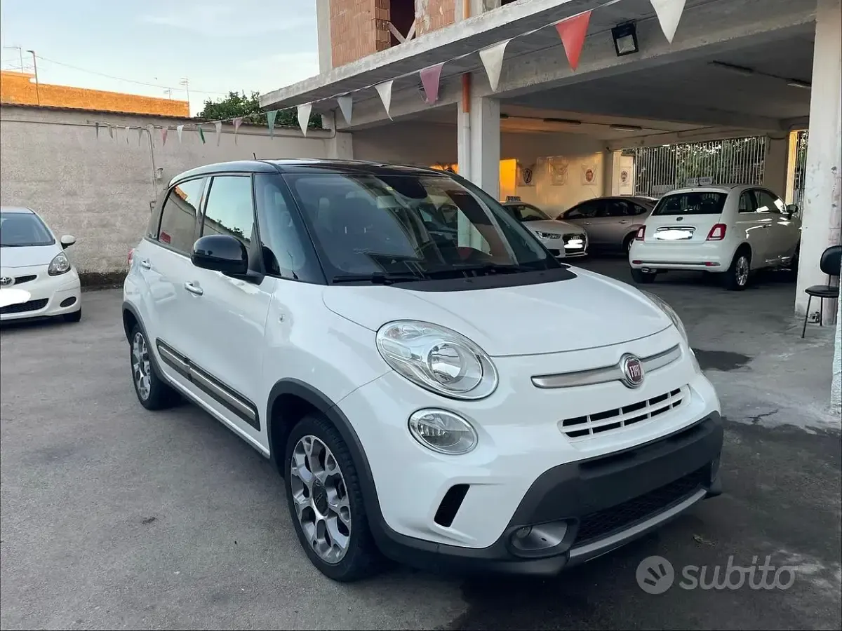Usata Fiat 500L Trekking 85 CV (62 kW) 2015 Bianco Monovolume