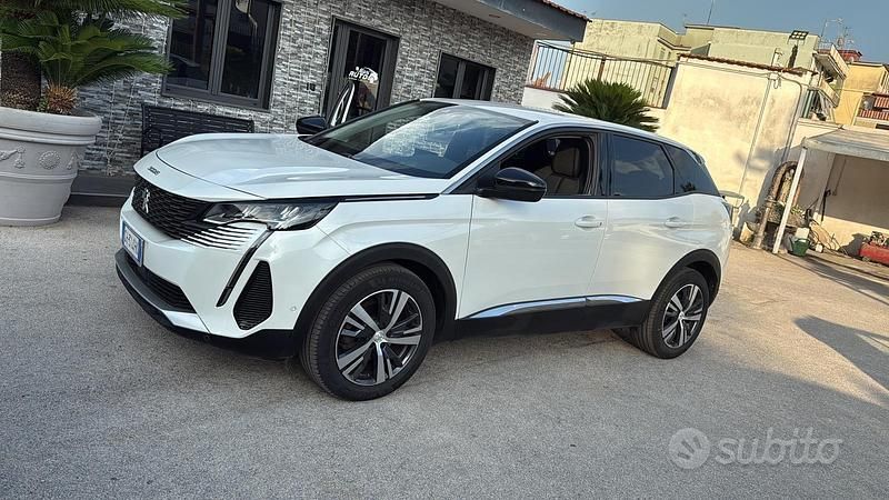 Usata Peugeot 3008 Allure 131 CV (96 kW) 2021 Bianco SUV