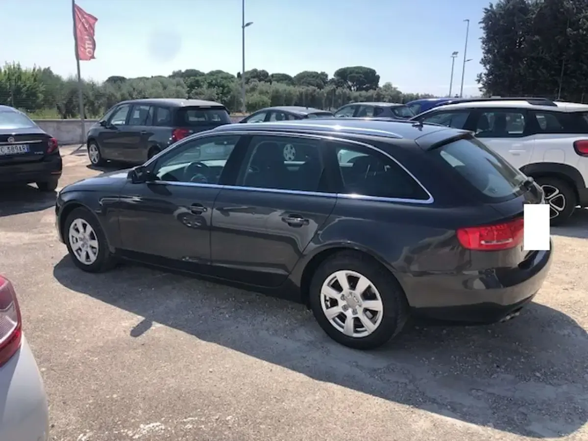 Usata Audi A4 Ambiente 120 CV (88 kW) 2010 Nero Station wagon