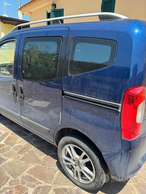 Usata Fiat Qubo Trekking 80 CV (58 kW) 2016 Blu Monovolume