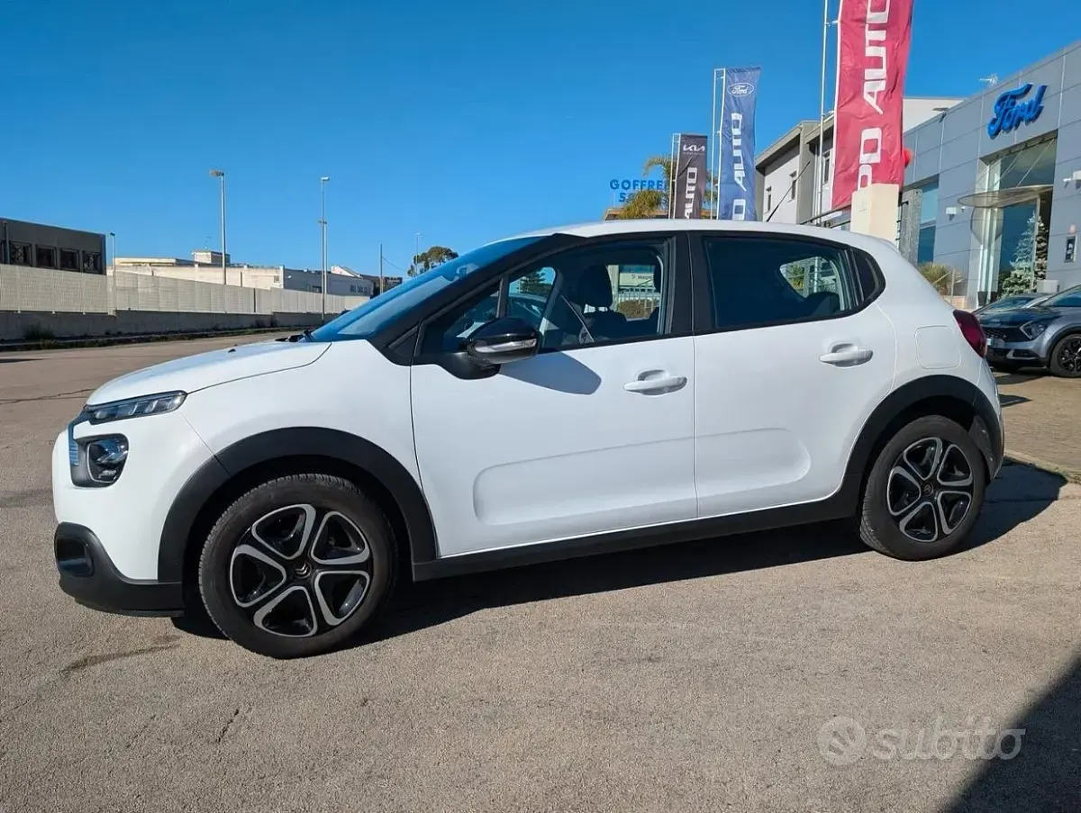 Usata Citroën C3 Feel 102 CV (75 kW) 2022 Bianco Utilitaria