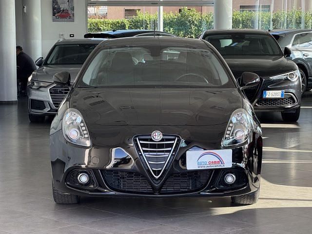 Usata Alfa Romeo Giulietta Distinctive 120 CV (88 kW) 2015 Nero Berlina