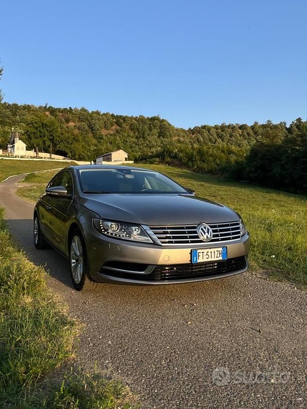 Usata VW Passat 140 CV (102 kW) 2013 Marrone Berlina