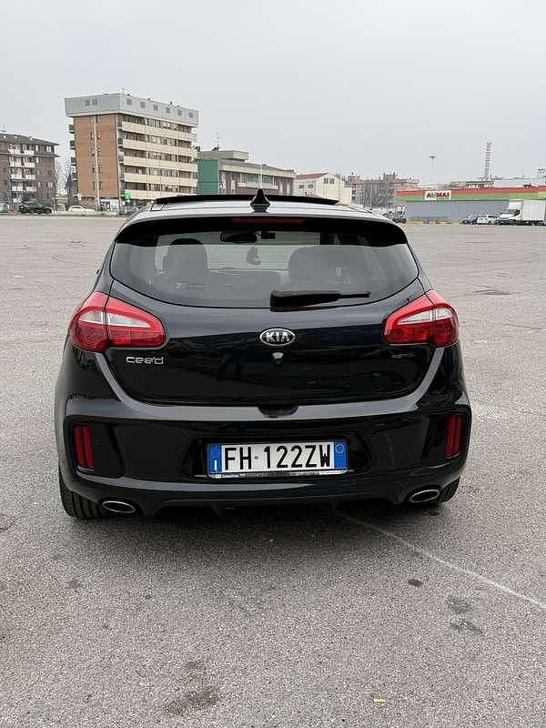 Usata Kia Ceed GT GT-Line 136 CV (100 kW) 2017 Nero Berlina
