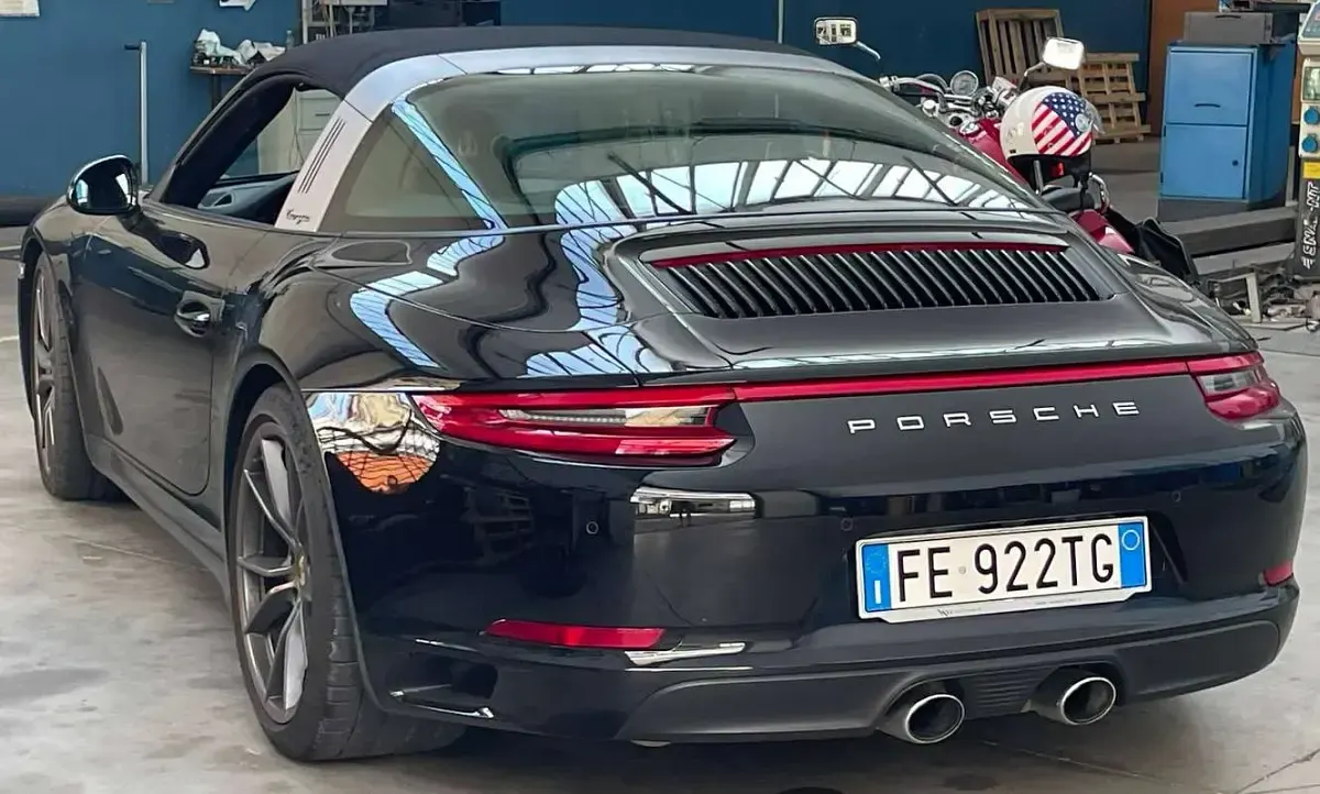 Usata Porsche 991 370 CV (272 kW) 2016 Nero Cabrio