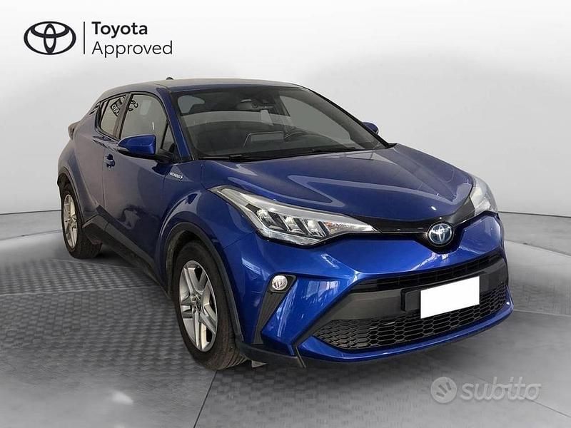 Usata Toyota C-HR Business Edition 122 CV (89 kW) 2021 Nebula blue met SUV