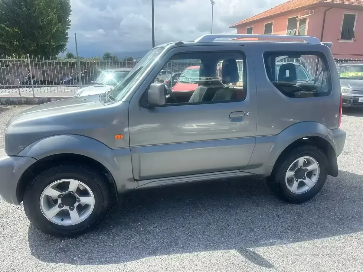 Occasion Suzuki Jimny 85 PK (62 kW) 2008 Grijs SUV