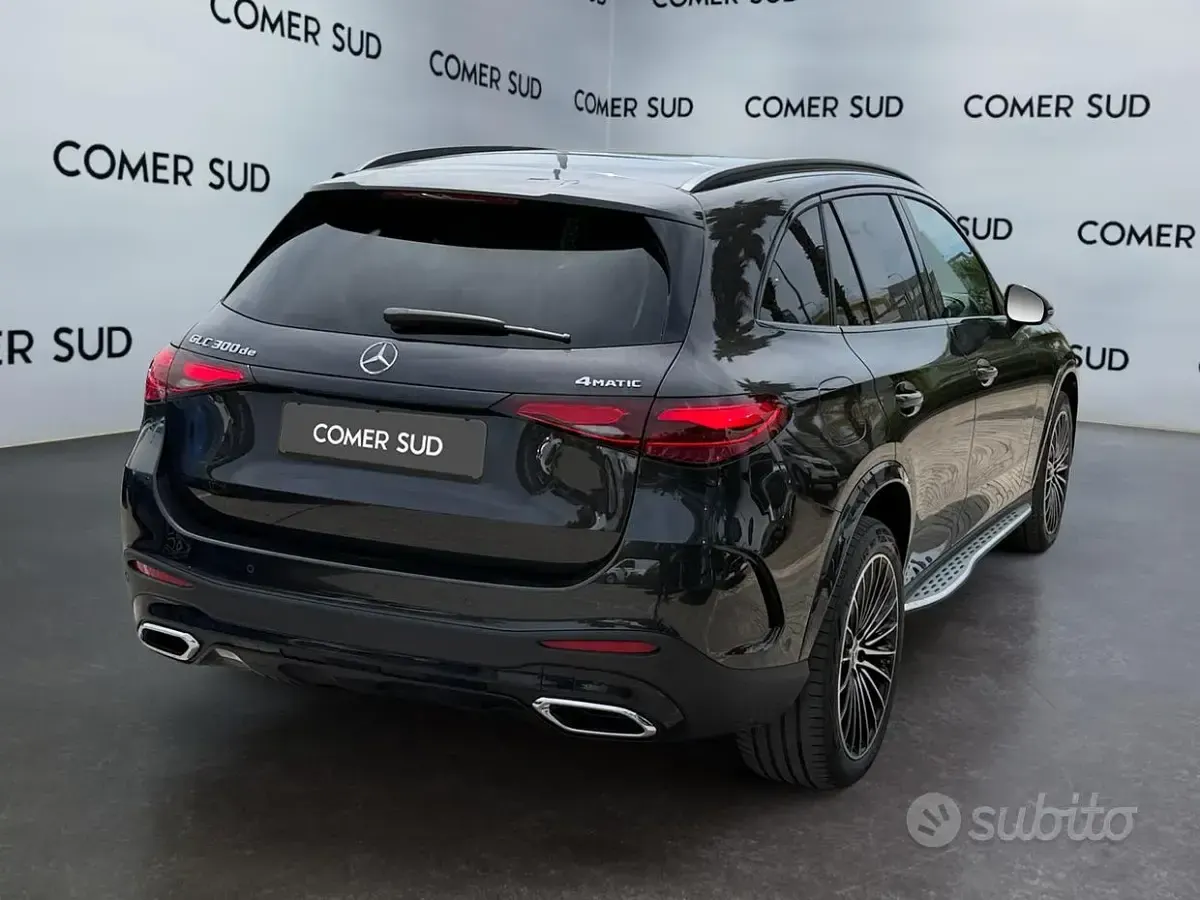 Usata Mercedes GLC300de AMG 197 CV (144 kW) 2024 Grigio SUV