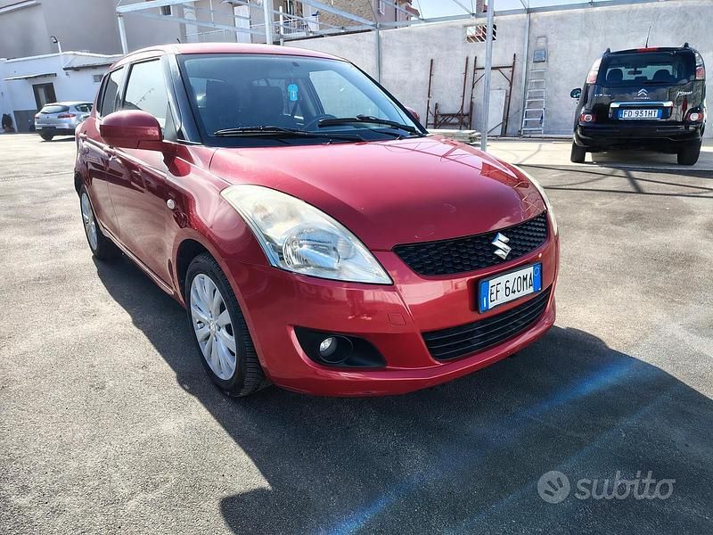 Usata Suzuki Swift GL 94 CV (69 kW) 2011 Rosso Utilitaria